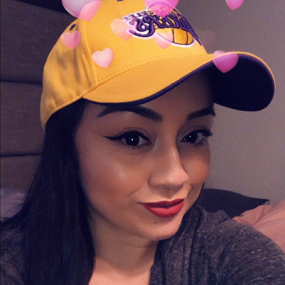 Meet your Posher, Chchristina